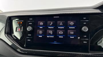 2025 Volkswagen 1.0 TSI Match DSG Euro 6 5-door (White) - Image: 18