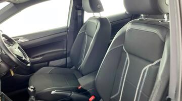 2019 Volkswagen 1.0 TSI SEL Euro 6 5-door (Silver) - Image: 35