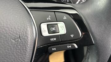 2021 Volkswagen 2.0 TDI Match DSG 4Motion Euro 6 5-door (White) - Image: 21