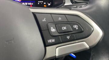 2022 Volkswagen 1.0 TSI Life Euro 6 5-door (Grey) - Image: 24