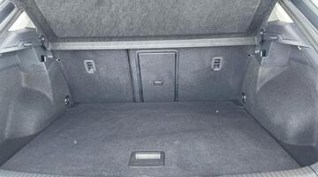 2025 Volkswagen TSI Match DSG Euro 6 5-door (Grey) - Image: 28