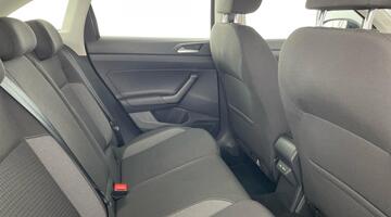 2022 Volkswagen 1.0 TSI Life Euro 6 5-door (Grey) - Image: 26