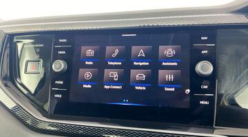 2025 Volkswagen 1.0 TSI Match Euro 6 5-door (Blue) - Image: 18