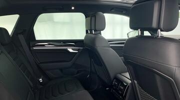 2023 Volkswagen 3.0 TDI V6 Black Edition Tiptronic 4Motion Euro 6 5-door (White) - Image: 31