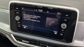 2023 Volkswagen TSI Style DSG Euro 6 5-door (Red) - Image: 14