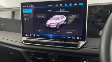 2025 Volkswagen ETSI MHEV Match DSG Euro 6 5-door (Grey) - Image: 15