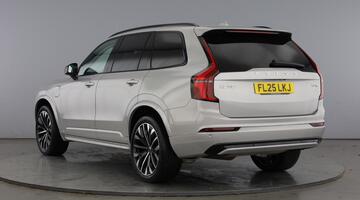 2025 Volvo 2.0 T8 18.8kWh Ultra Dark Auto 4WD Euro 6 5-door (Silver) - Image: 3