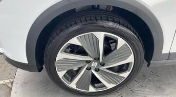 2024 SEAT 1.0 TSI FR Sport DSG Euro 6 5-door (White) - Image: 36