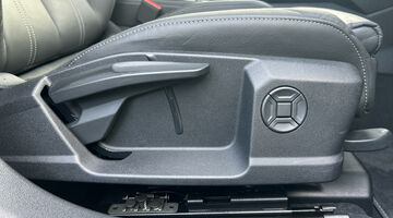 2025 Audi TFSI 35 Black Edition S Tronic Euro 6 4-door (Black) - Image: 16