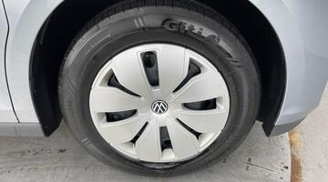 2025 Volkswagen Pro 79kWh Commerce Auto 5-door (Silver) - Image: 5