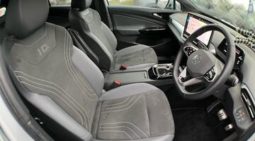 2025 Volkswagen Pro 77kWh Match Auto 5-door (White) - Image: 44