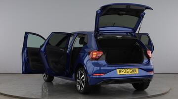 2025 Volkswagen 1.0 TSI Match Euro 6 5-door (Blue) - Image: 11