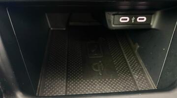 2025 Volkswagen 1.0 TSI Match Euro 6 5-door (Blue) - Image: 25