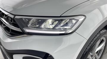 2022 Volkswagen TSI R-Line DSG Euro 6 5-door (White) - Image: 37