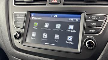 2020 Hyundai SE Launch Edition Euro 6 5-door (Grey) - Image: 18