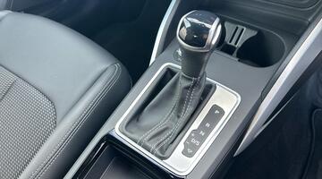 2024 Audi TFSI CoD 35 S line S Tronic Euro 6 5-door (Black) - Image: 25