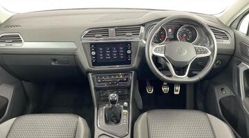 2022 Volkswagen TSI Active Euro 6 5-door (White) - Image: 8