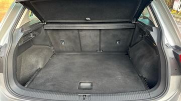 2020 Volkswagen 2.0 TDI Match 4Motion Euro 6 5-door (Grey) - Image: 14