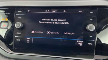 2021 Volkswagen 1.0 TSI R-Line Euro 6 5-door (White) - Image: 17