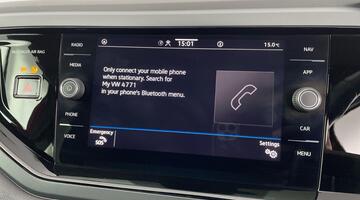 2022 Volkswagen 1.0 TSI R-Line DSG Euro 6 5-door (Red) - Image: 15