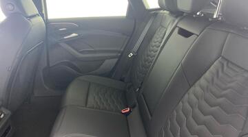 2025 Audi 100kWh S line Auto quattro 5-door (Grey) - Image: 35