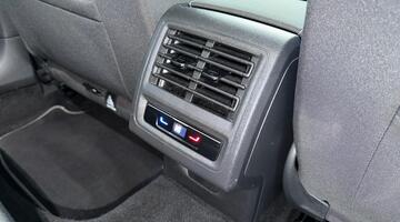 2022 Volkswagen ETSI MHEV R-Line DSG Euro 6 5-door (Black) - Image: 10