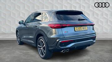 2025 Audi 2.0 TDI Launch Edition S Tronic quattro Euro 6 5-door (Grey) - Image: 3