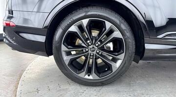 2025 Audi 3.0 TDI V6 50 Black Edition Tiptronic quattro Euro 6 5-door (Black) - Image: 32