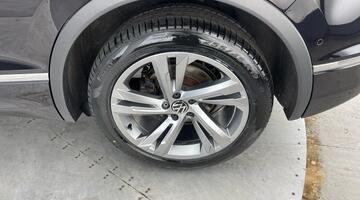 2023 Volkswagen TSI R-Line Edition DSG Euro 6 5-door (Black) - Image: 34