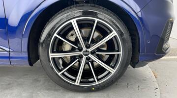 2021 Audi 3.0 TDI V6 50 Black Edition Tiptronic quattro Euro 6 5-door (Blue) - Image: 5