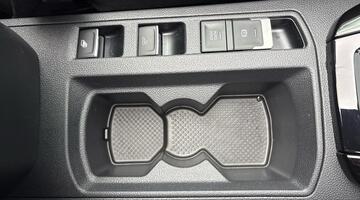 2025 Volkswagen TSI R-Line DSG 2WD Euro 6 2-door (Blue) - Image: 12