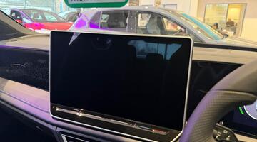 2026 Volkswagen R-Line 1.5 TSI eHybrid 204 PS 6-Speed DSG 5-door (Green) - Image: 20