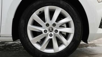 2024 Škoda 2.0 TDI SE DSG Euro 6 5-door (White) - Image: 5