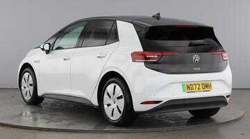 2022 Volkswagen Pro Performance 58kWh Family Auto 5-door (White) - Image: 3