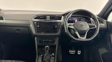 2021 Volkswagen 2.0 TDI R-Line DSG Euro 6 5-door (Grey) - Image: 8