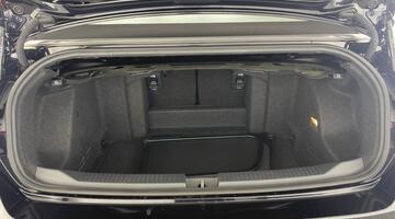 2025 Volkswagen TSI R-Line DSG 2WD Euro 6 2-door (Black) - Image: 30