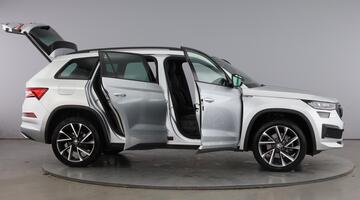 2024 Škoda 2.0 TDI SportLine DSG 4WD Euro 6 5-door (7 Seat) (Silver) - Image: 11