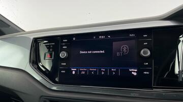 2019 Volkswagen 1.0 TSI SEL Euro 6 5-door (Silver) - Image: 16