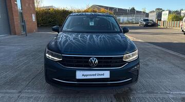 2022 Volkswagen TSI Active DSG Euro 6 5-door (Blue) - Image: 9