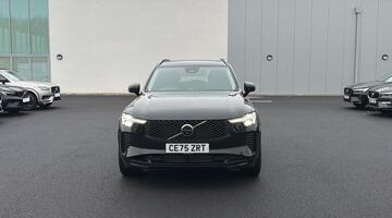 2025 Volvo 2.0 T8 18.8kWh Ultra Dark Auto 4WD Euro 6 5-door (Black) - Image: 11