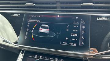 2025 Audi 4.0 TFSI V8 Black Edition Tiptronic quattro Euro 6 5-door (White) - Image: 36