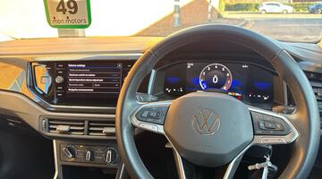 2023 Volkswagen 1.0 TSI Life Euro 6 5-door (Red) - Image: 62