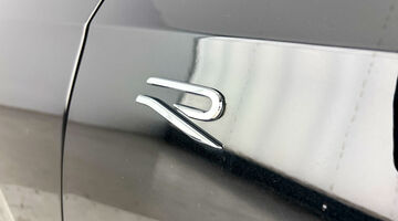 2025 Volkswagen 2.0 TSI R DSG 4Motion Euro 6 5-door (Black) - Image: 40