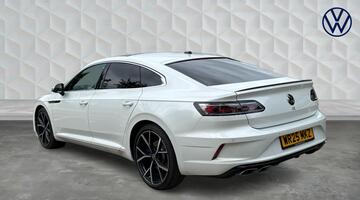 2025 Volkswagen 2.0 TSI R Fastback DSG 4Motion Euro 6 5-door (White) - Image: 3