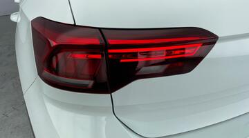 2022 Volkswagen TSI Life Euro 6 5-door (White) - Image: 29