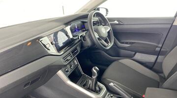 2023 Volkswagen 1.0 EVO Life Euro 6 5-door (Black) - Image: 2