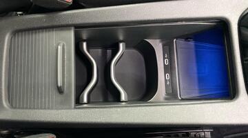 2022 Volkswagen Pure 52kWh Life Auto 5-door (White) - Image: 25