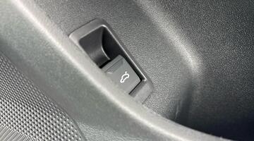 2025 Audi 2.0 TFSI S line Saloon S Tronic Euro 6 5-door (Black) - Image: 20