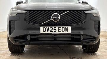 2025 Volvo 2.0 T8 18.8kWh Ultra Dark Auto 4WD Euro 6 5-door (Black) - Image: 24
