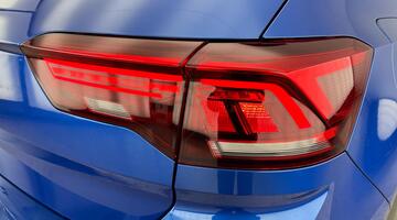 2022 Volkswagen 1.0 TSI Life Euro 6 5-door (Blue) - Image: 22